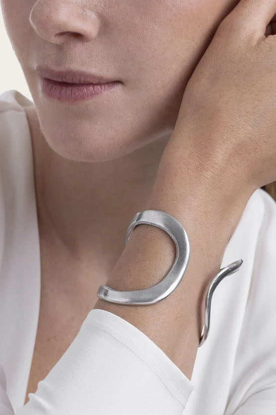 Bracciale rigido in alluminio