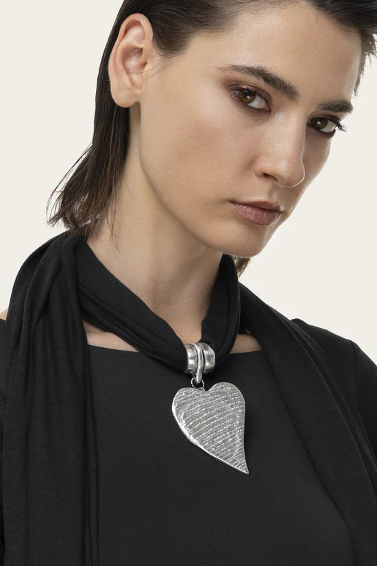 SCIARPA CUORE RAW