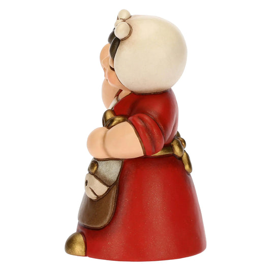 Donna con pesce in ceramica Presepe Classico rosso