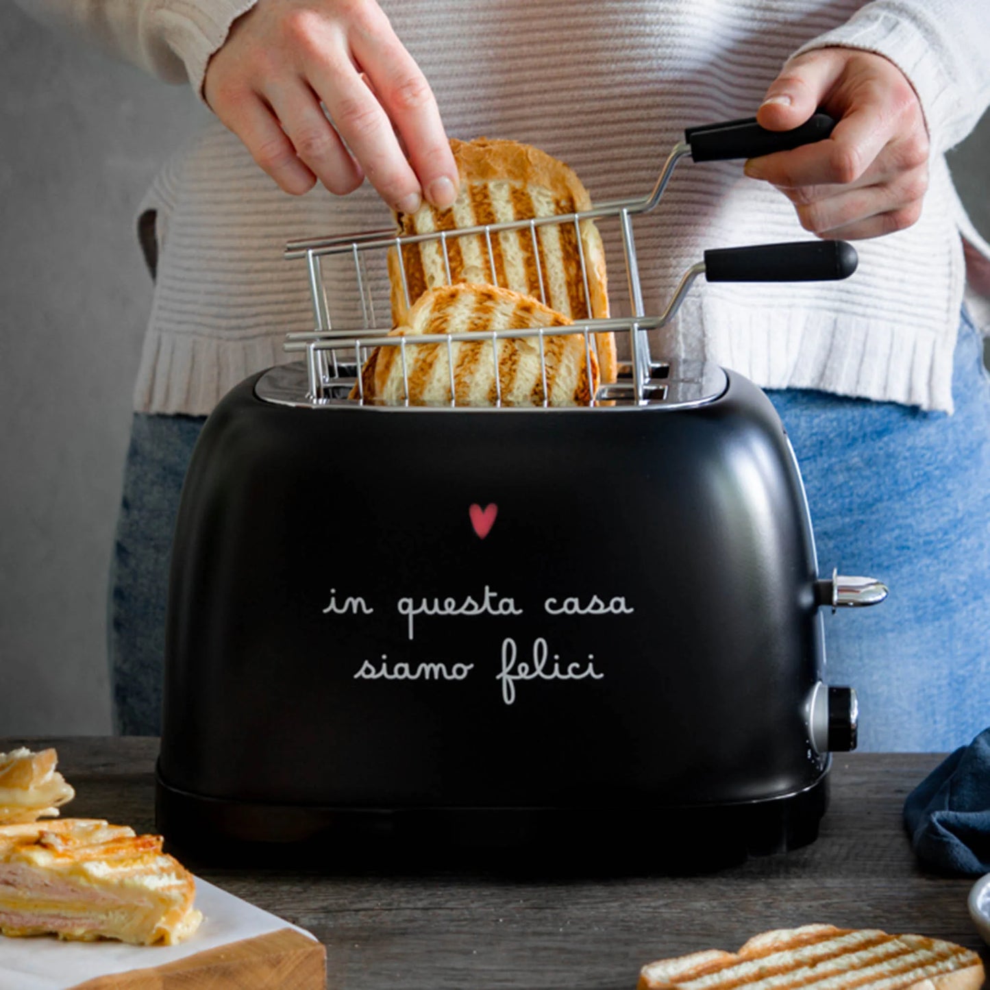 Tostapane nero decoro In questa casa siamo felici