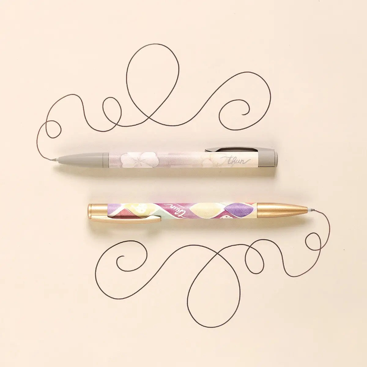 Penna con pattern e coccinella