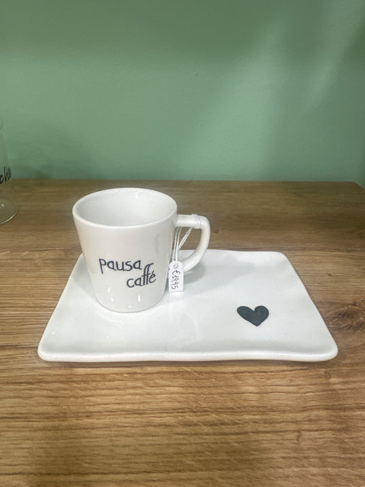 Tazzina con piattino pausa caffè
