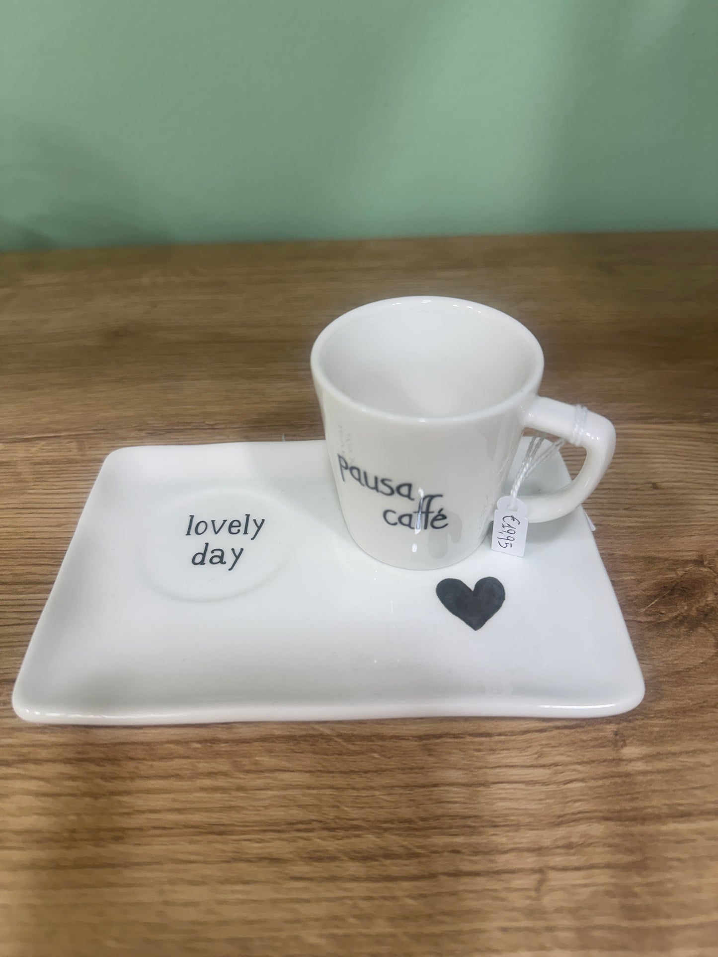 Tazzina con piattino pausa caffè