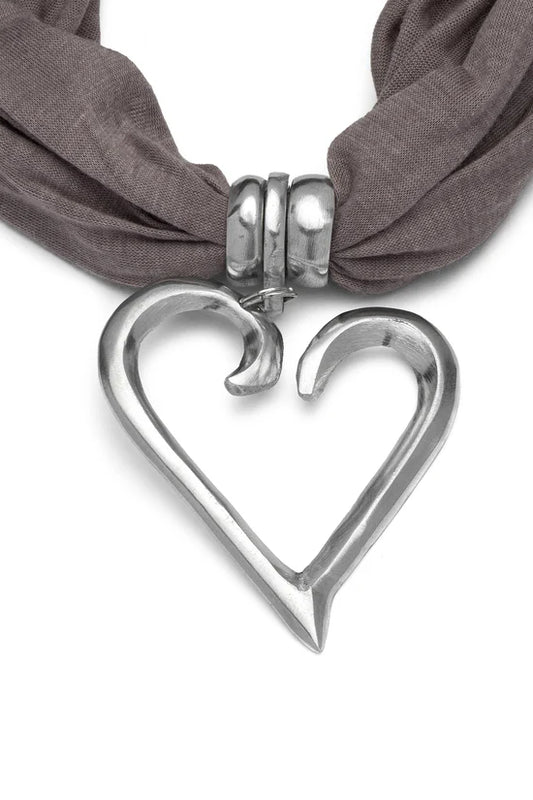 SCIARPA GIOIELLO CUORE CUT OUT