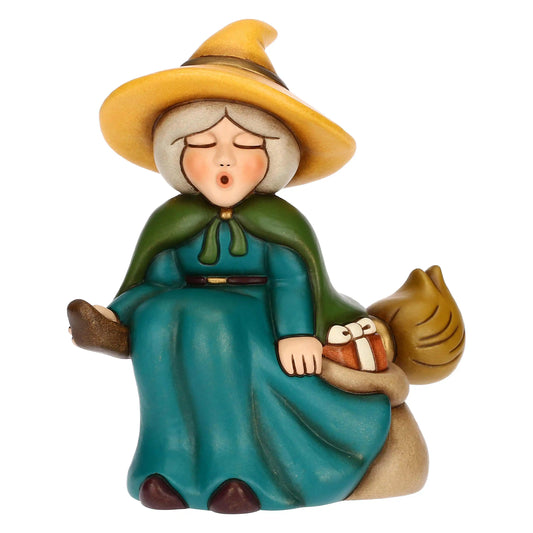 Befana Berta con sacco dei regali, media