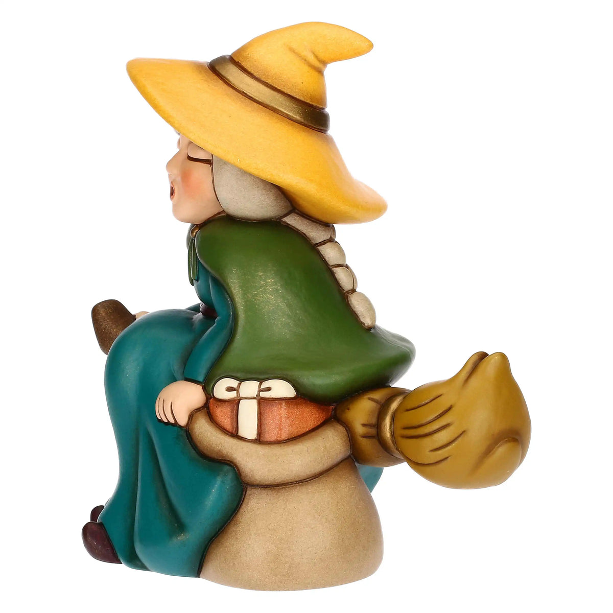 Befana Berta con sacco dei regali, media