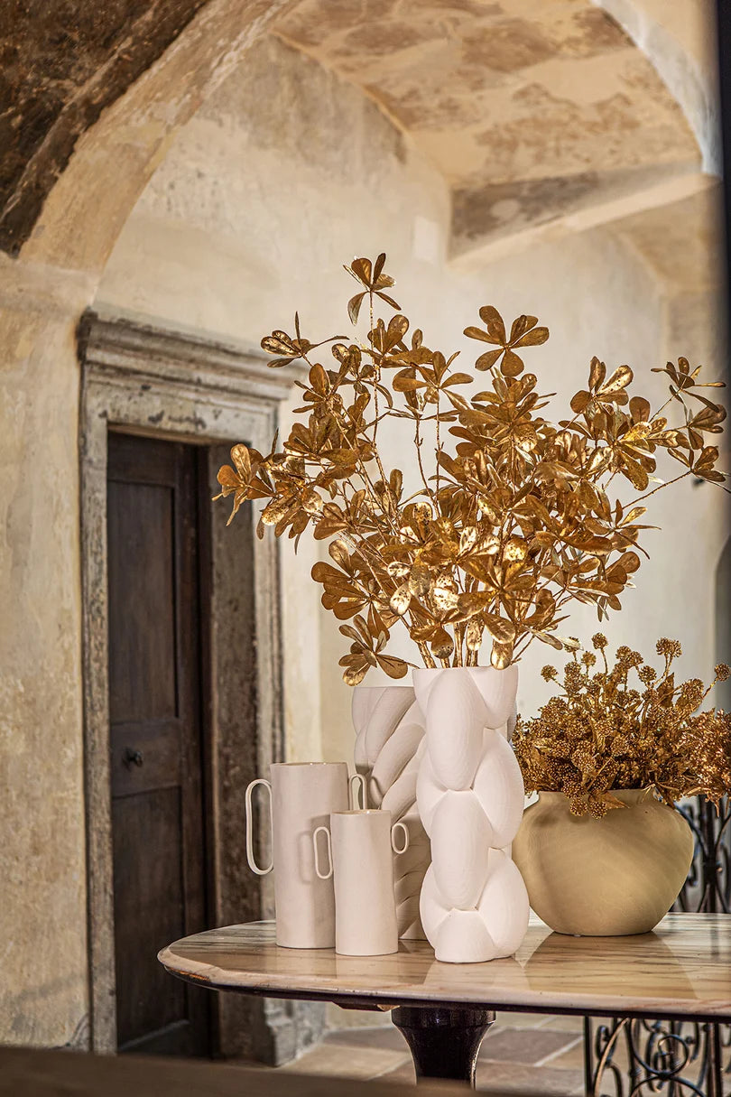 Vaso Deco Catena M, Trama