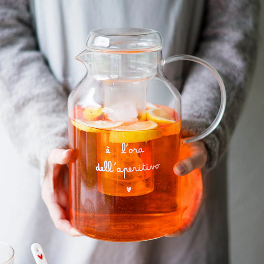 Caraffa con portaghiaccio, E' l'ora dell'aperitivo